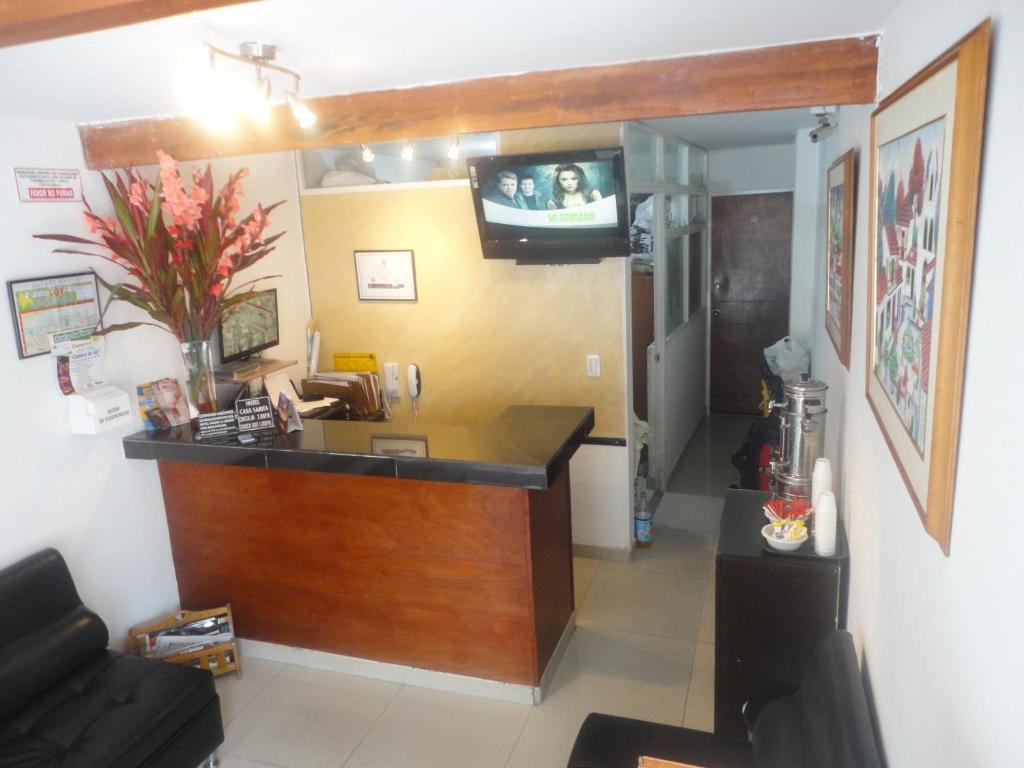 Hotel Casa Sarita Богота Екстериор снимка